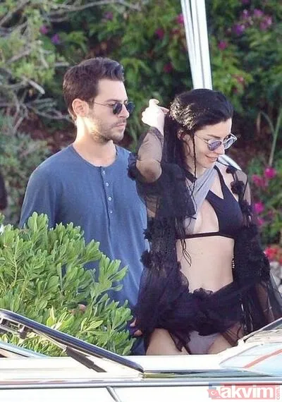 Merve Boluğur derin dekoltesiyle Nişantaşı'nda yakalandı 'Merve sana ne oldu?' dedirtti! 'Ben tutkulu bir kadınım' - 27