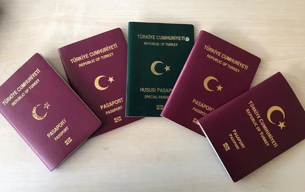 2023-zamli-pasaport-ucretleri-bordo-yesil-gri-pasaport-fiyatlari-ne-kadar-kac-tl-olacak-6-ay-4-yil-10-yil-deft-1670878029865.jpg Bordo, yeşil, gri pasaport fiyatları ne kadar, kaç TL olacak? 6 ay, 4 yıl, 10 yıl: defter bedeli, harç... 2023 ZAMLI PASAPORT ÜCRETLERİ!-2