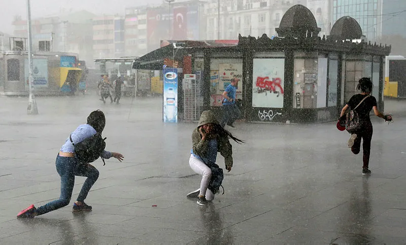 Meteoroloji'den bu bölgelere son dakika fırtına uyarısı! Bugün İstanbul'da hava nasıl olacak? 10 Ocak 2019 hava durumu - 6