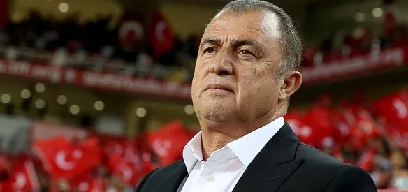 Türkiye Futbol Direktörü Fatih Terim, Türkiye Futbol Federasyon yönetimi ile yaptığı görüşmenin ardından görevinden ayrıldı