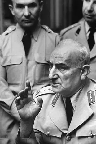 darbeci-azinlik-iste-chpdeki-burjuvanin-en-cok-konustugu-konu-1631949348171.jpg Darbeci azınlık! İşte CHP'deki burjuvanın en çok konuştuğu konu...-6