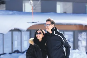 Bekir Aksoy yeni yıl tatilini ailesiyle birlikte Uludağ'da geçirdi!