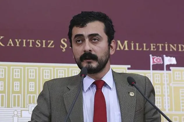 CHP'li Eren Erdem gözaltına alındı