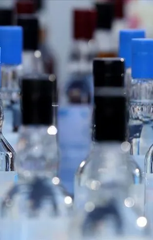 Adana'da sahte alkol can aldı! Hastaneye kaldırıldıktan 9 gün sonra...