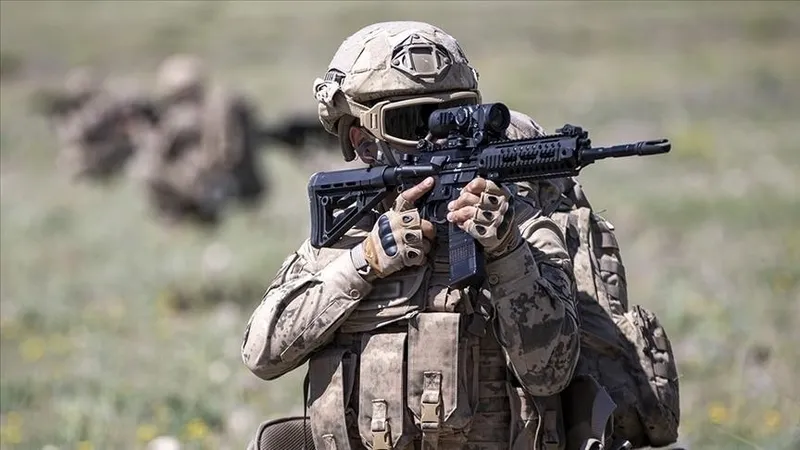 operasyon-sinyali-sonrasi-pkkda-cozulme-msb-duyurdu-irakin-kuzeyindeki-barinma-alanlarindan-kacan-2-pkkli-tero-1713727146339.jpeg