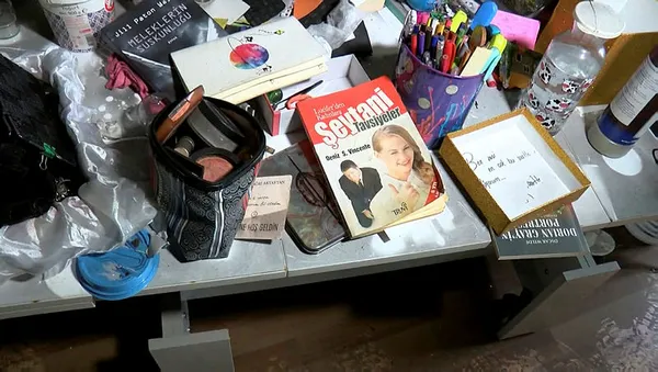 1649839914448.jpg Koli bantlı dehşette şoke eden gelişme! Evde "Şeytani tavsiyeler" isimli kitap bulunmuştu-7