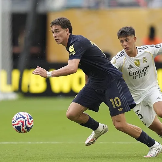 Kenan’a yeni kontrat