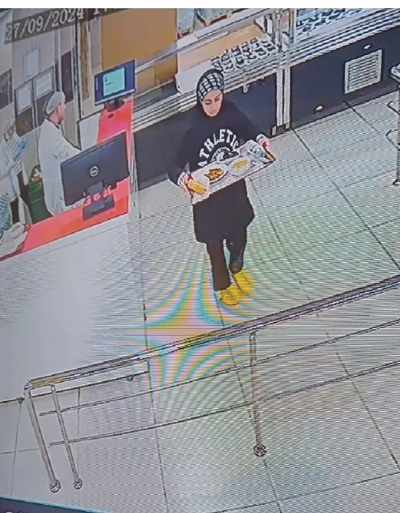 kayip-rojin-kabais-bulundu-mu-vanda-kaybolan-rojinden-haber-var-mi-son-durum-ne-cep-telefonu-su-sisesi-detayi-1727689662374.jpeg (Kaynak: DHA)