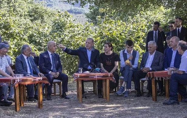 iste-findik-alim-fiyati-baskan-erdogan-orduda-acikladi-1659196574093.jpeg İşte fındık alım fiyatı! Başkan Erdoğan Ordu'da açıkladı-8