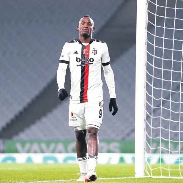 super-4lu-sahne-aliyor-firtina-galatasaray-derbisine-1642805658653.jpeg Süper 4'lü sahne alıyor! Fırtına Galatasaray derbisine hücum hattında 4 yıldızıyla sahne alacak-4