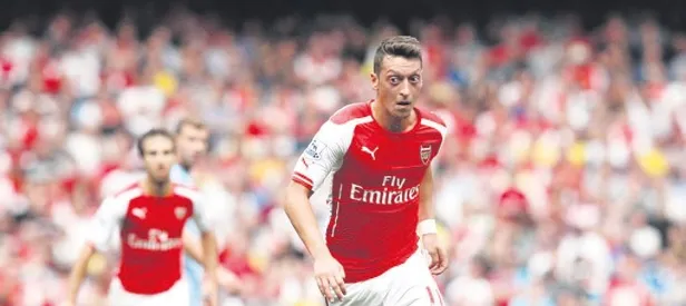 Kardeşi Mesut değil