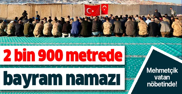 Kato Dağı'nda askerlerden bayram namazı
