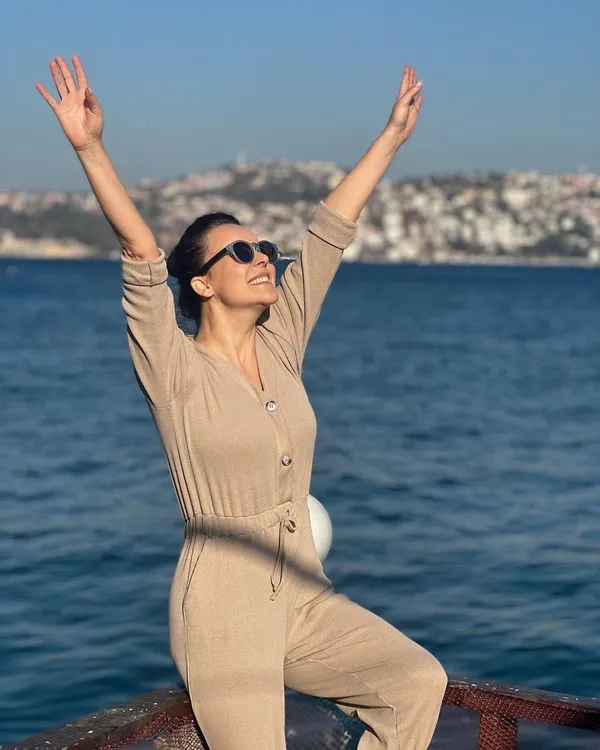 1640621851852.jpg Yargı’nın Ceylin’i Pınar Deniz’e büyük şok! Nursel Ergin canlı yayında itiraf etti sosyal medya ayağa kalktı: Çok ayıp! Daha neler...-5