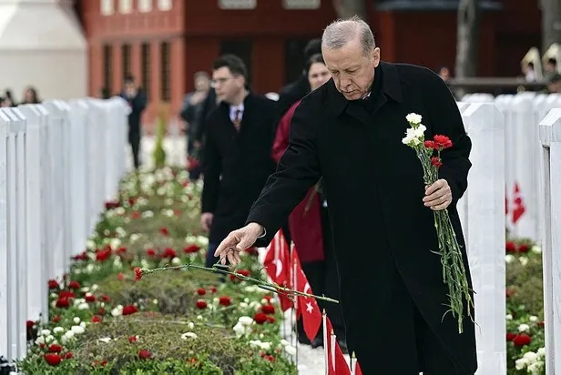 son-dakika-canakkale-zaferinin-108-yil-donumu-baskan-recep-tayyip-erdogan-depremin-yaralarini-canakkale-ruhu-i-1679148451025.jpeg Son dakika: Çanakkale Zaferi'nin 108. yıl dönümü! Başkan Recep Tayyip Erdoğan: Depremin yaralarını Çanakkale ruhu ile sarabiliriz-2