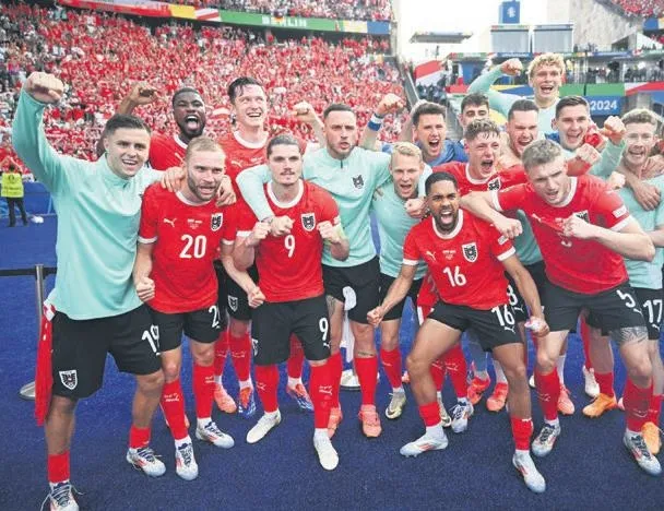 Avusturya 2. tur şansını sürdürdü