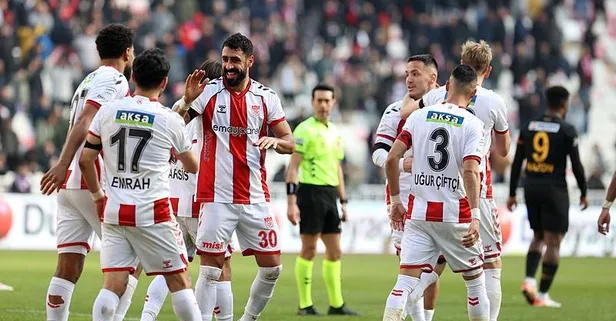 Sivasspor farklı kazandı! Sivasspor - Kayserispor : 5-2 | MAÇ SONUCU