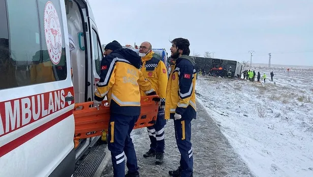 Son dakika: Konya'da feci trafik kazası: Tur otobüsü devrildi 6 kişi öldü 42 kişi yaralandı! Ölenlerin kimlikleri belli oldu-7