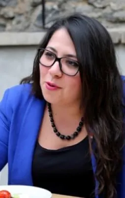 CHP'de ezan düşmanı Sera Kadıgil milletvekili adayı oldu