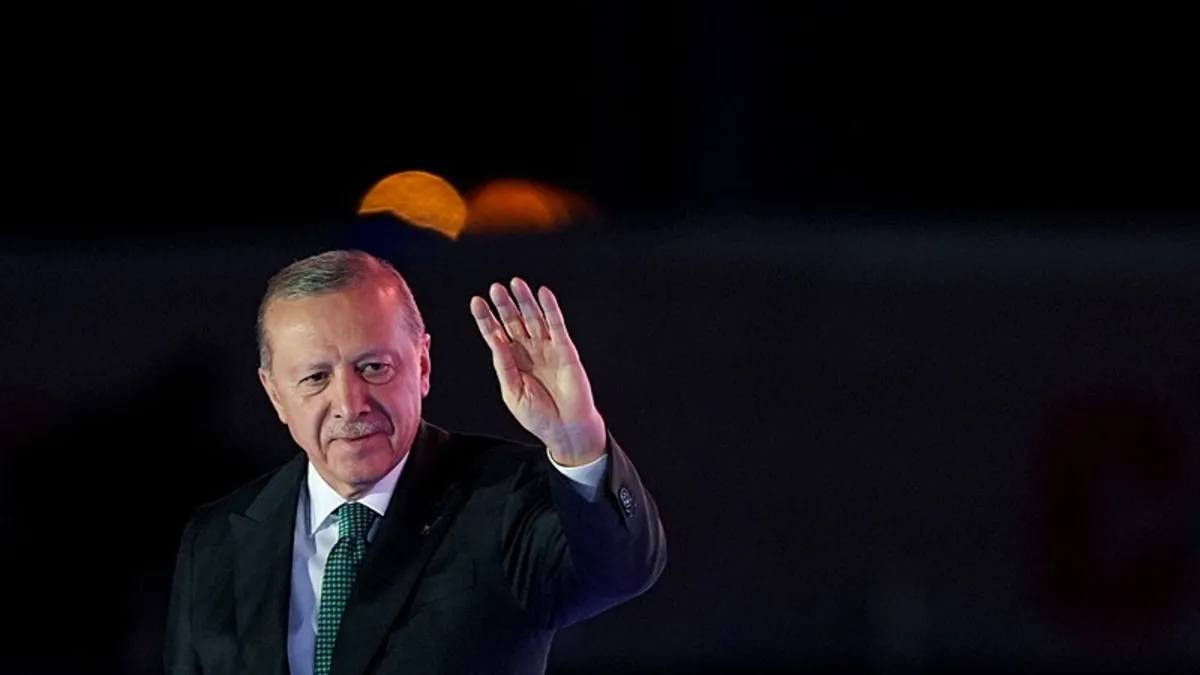 Suriye saldırısından 4 gün önce Mossad'dan Şam'a telefon! İsrail basınında gündem Türkiye: Bir gecede konvoylarla gelirler