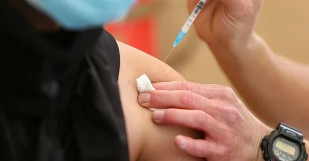 Brezilya’da koronavirüs korkusu bunu yaptırdı: 5 doz aşı olan şüpheli 6’ncı dozu yaptırırken yakalandı