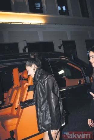 Bir süredir sessiz olan güzel oyuncu, geçtiğimiz gün fena yakalandı. Sosyal medya fenomeni İbrahim Tilaver ile yakalanan Özkan'ın aşk acısı kısa sürdü.