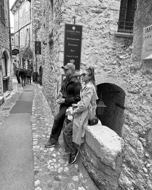 hamile-oldugu-konusuluyordu-ozcan-denizin-esi-samar-dadgardan-ilk-paylasim-geldi-fransa-sokaklarinda-1698229068591.jpg Hamile olduğu konuşuluyordu! Özcan Deniz'in eşi Samar Dadgar'dan ilk paylaşım geldi! Fransa sokaklarında...-6