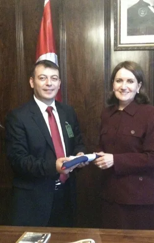 FETÖ'nün MİT kumpası öncesi sır buluşma! Meral Akşener firari FETÖ'cü Cemil Teber'le ne görüştü?