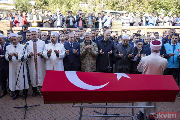 SON DAKİKA: Amasra Bartın'da maden faciasında hayatlarını kaybeden işçiler son yolculuğuna uğurlanıyor - 35