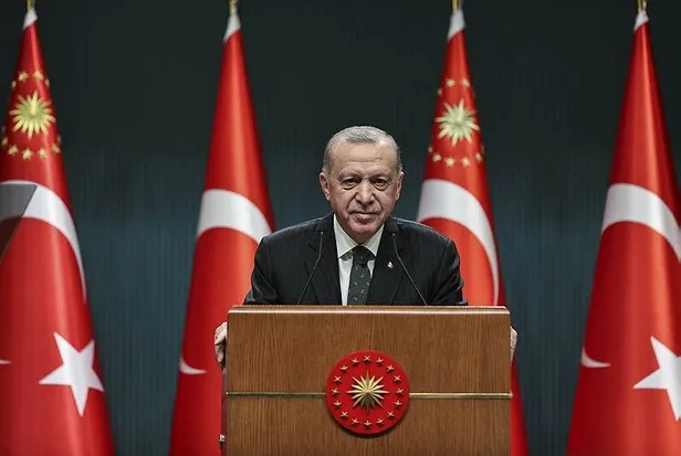 takvim-gazetesi-ekonomi-muduru-faruk-erdem-kurdaki-dususun-etkileri-hakkinda-carpici-aciklamalarda-bulundu-1640054206559.jpeg Takvim gazetesi Ekonomi Müdürü Faruk Erdem kurdaki düşüşün etkileri hakkında çarpıcı açıklamalarda bulundu-9