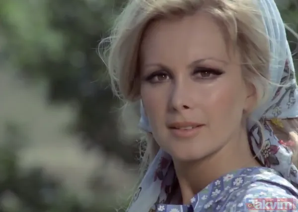 79 yaşındaki Yeşilçam yıldızı Filiz Akın’dan korkutan haber! Sağlık durumu hayranlarını endişelendirdi! Binnur Kaya harekete geçti... - 9