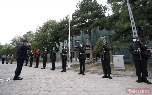 SON DAKİKA: Milli Savunma Bakanı Akar komutanlarla Edirne'de! Yunanistan'a sert mesaj - 3