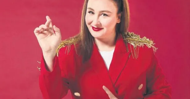 Yasemin Sakallıoğlu depremzedeler için yardımlarını sürdürüyor! Şimdi de...