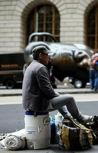 ABD'de pandemi depremi: İşsizlik maaşı başvuruları zirve yaptı!