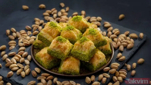 2) Gaziantep Baklavası - Gaziantep, Türkiye