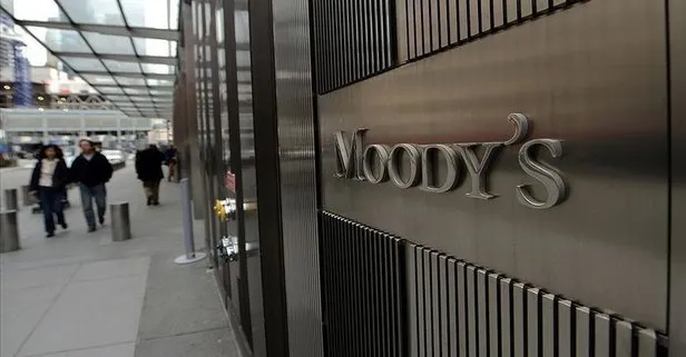 Moody’s Türkiye’nin kredi notunu durağandan pozitife çevirdi
