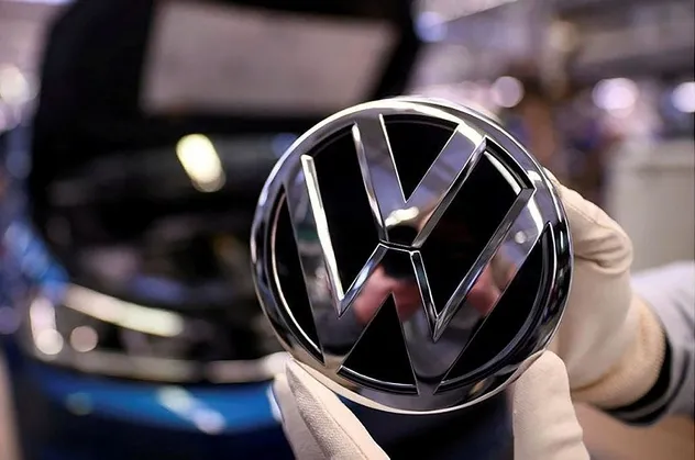 Alman otomobil üreticisi Volkswagen manueli tamamen bırakıyor