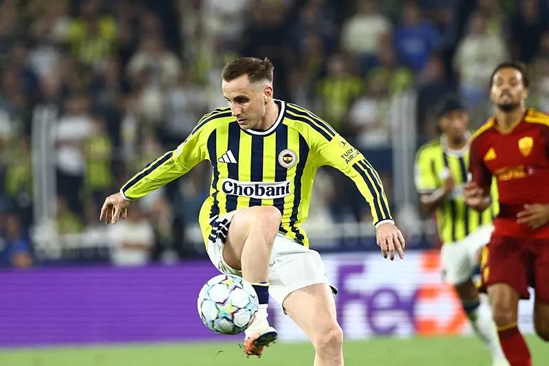 fenerbahce-gaziantep-deplasmaninda-ismail-kartaldan-10-numara-surprizi-1789366779055.jpeg Fenerbahçe Gaziantep deplasmanında! İsmail Kartal'dan 10 numara sürprizi-9