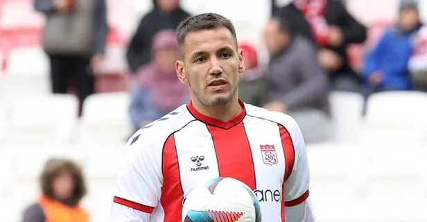 Rey Manaj'dan Sivasspor'a kötü haber!