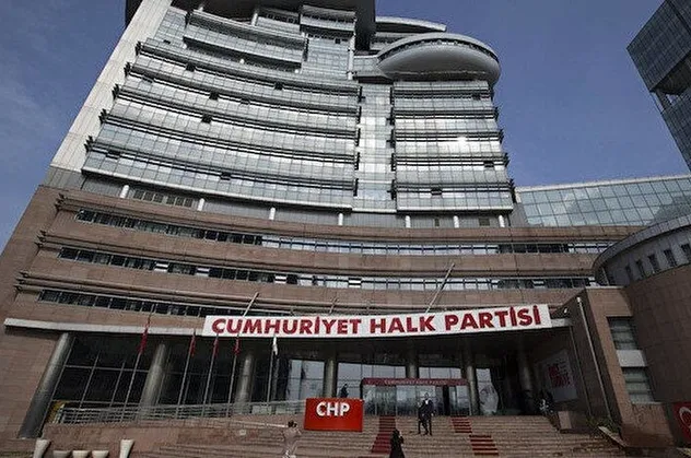 CHP'den siyaset tarihine geçecek ihanet niteliğinde kanun teklifi: Cumhurbaşkanına hakaret suç sayılmasın