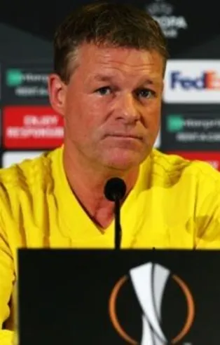 Koeman'dan 3 dakikalık basın toplantısı!