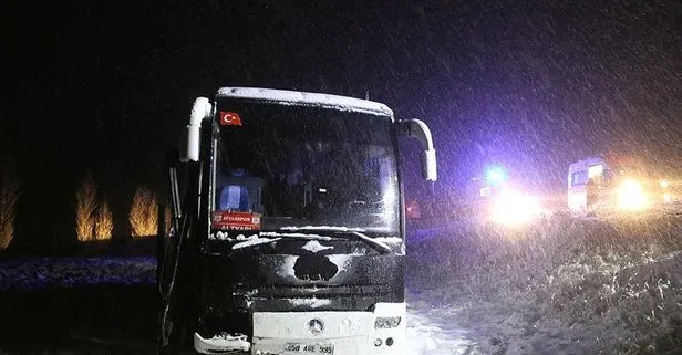 Son dakika: Sivasspor altyapı oyuncularını taşıyan otobüs yoldan çıktı: 7 yaralı