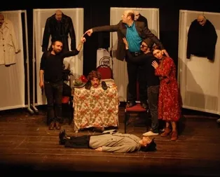 CHPli İBBnin tiyatro sahnelerini teslim ettiği Mezopotamya Kültür Merkezinin arşivi PKK propagandasıyla dolu