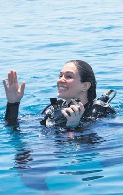 Korkularına meydan okudu