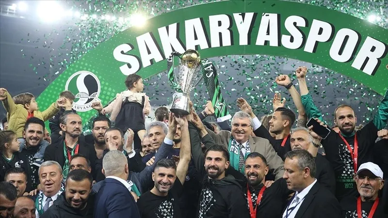 sakaryaspor-bodrumspor-canli-izle-trt-spor-ccanli-izle-ekrani-ile-sakaryaspor-bodrumspor-play-off-final-maci-k-1717082971794.jpg