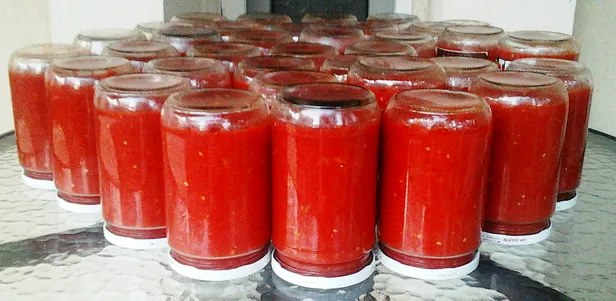 evde-konserve-yapanlar-dikkat-1-grami-binlerce-insani-oldurebilir-1695674228444.jpg 1 gramı binlerce insanı öldürebilir! Evde konserve yapanlar dikkat!-6