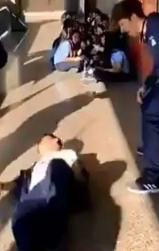 Son dakika: Bakan Selçuk'tan okullara TikTok trendi "çelme takma" uyarısı