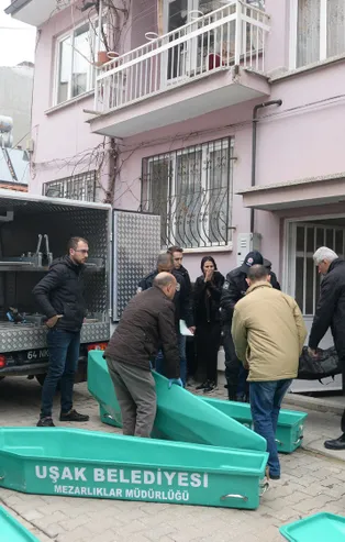 Uşak'ta biri engelli 3 kardeş evlerinde ölü olarak bulundu