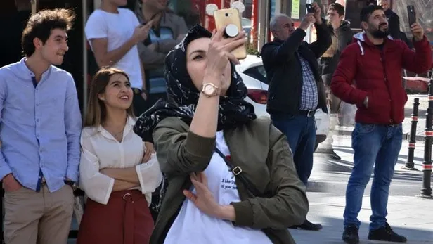 Konya'da pes dedirten olay! Kendisini jiletledi, intihara kalkıştı... Vatandaşlar böyle izledi!-3