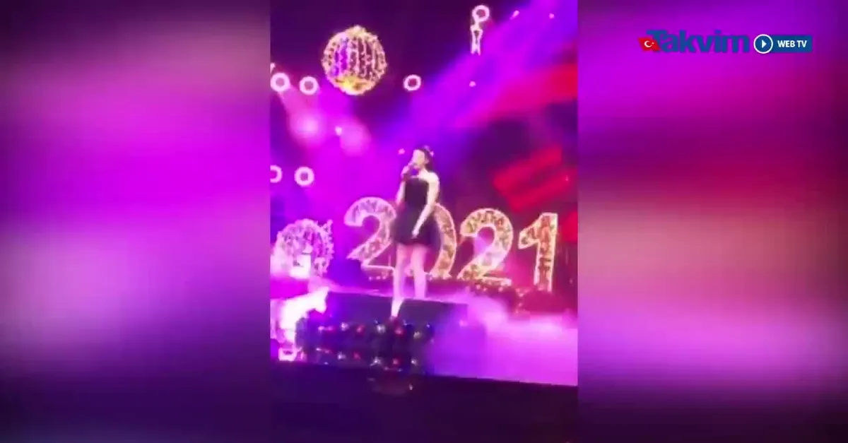 İşte Burcu Özberk'in O Ses Yılbaşı özel performansı! O Ses Yılbaşı 2021'de Burcu Özberk söyledi Murat Boz kendinden geçti
