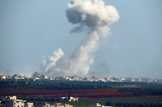 Son dakika: Rus uçakları İdlib'de sivilleri vurdu: 16 ölü